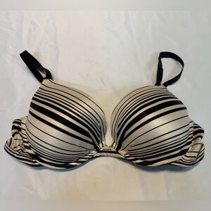 Victoria's Secret Plunge Bra